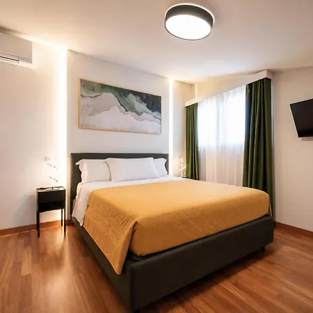 Hotel Sigis - *