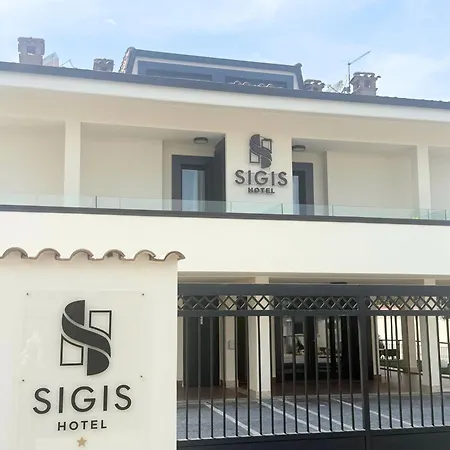Hotel Sigis - *